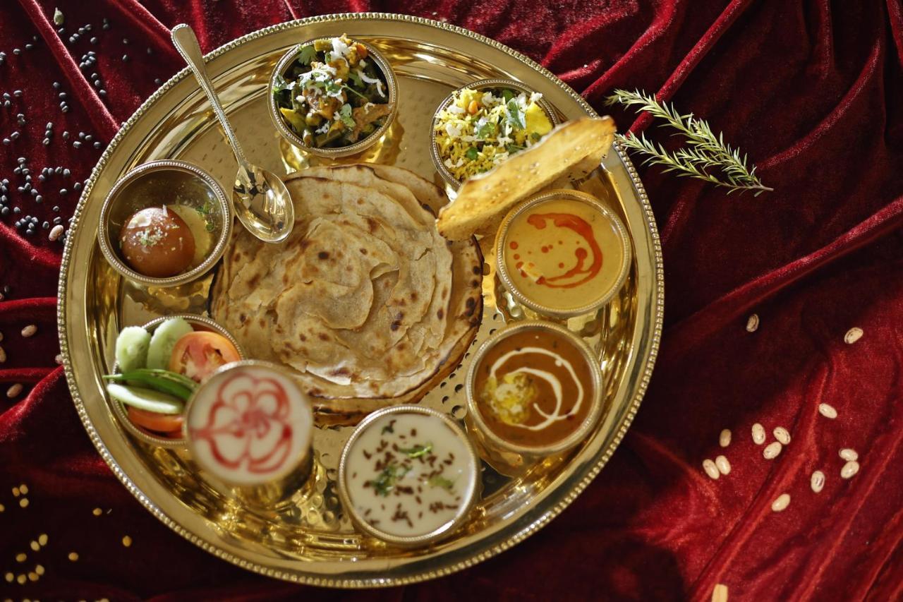 Mannat Haveli Hotell Kurukshetra Exteriör bild