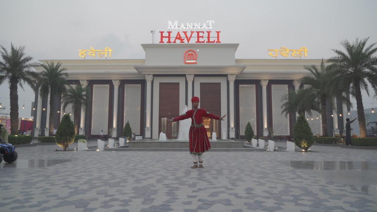 Mannat Haveli Hotell Kurukshetra Exteriör bild