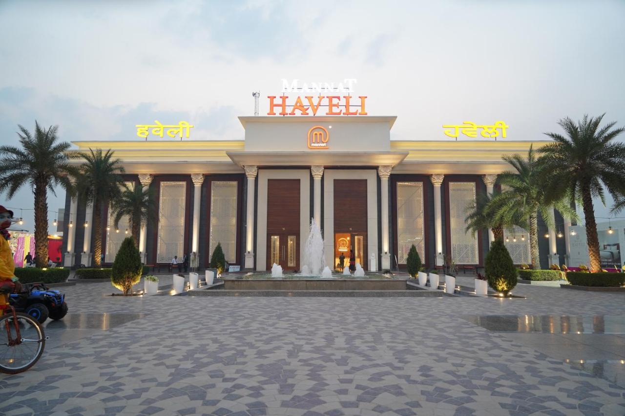 Mannat Haveli Hotell Kurukshetra Exteriör bild