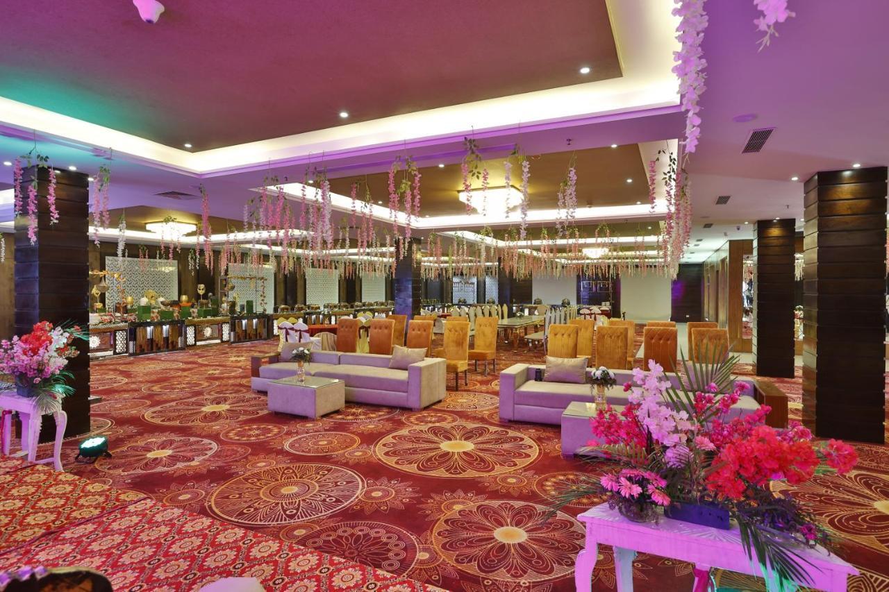 Mannat Haveli Hotell Kurukshetra Exteriör bild